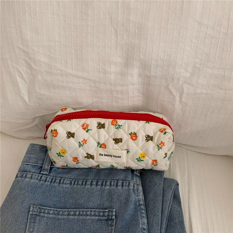 Cartoon Bear Flower Makeup Bag Large Capacity Portable Travel Wash Bag Sundry Storage Bag Three-piece Set
