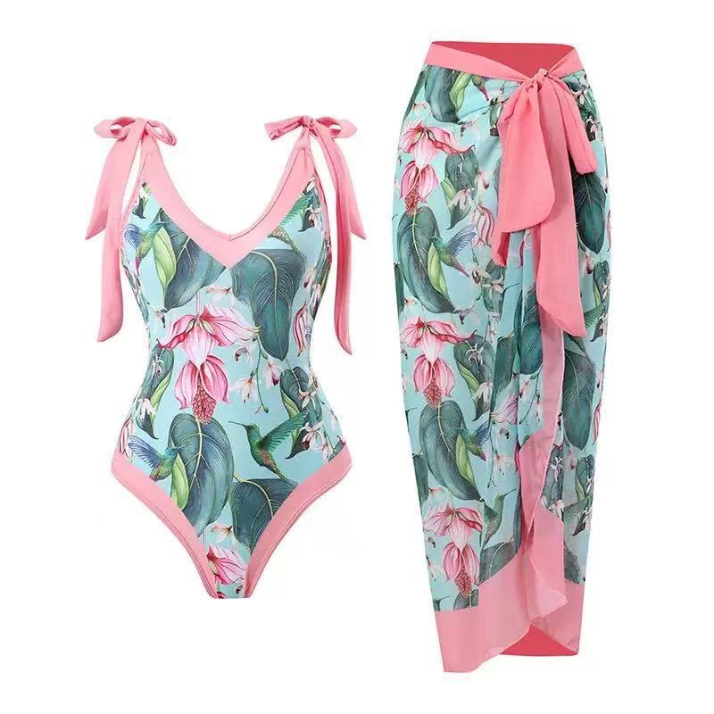 V-neck two-piece swimming set